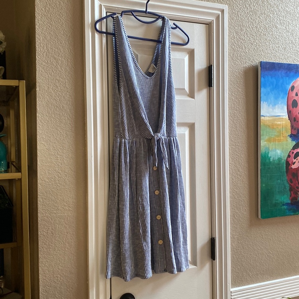 Cute little boutique dress.